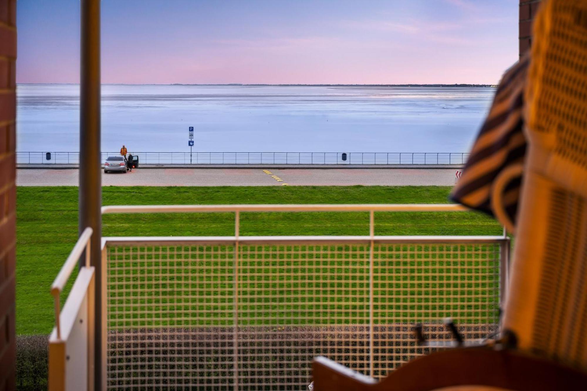 Strand-Apartment, Strandkorb, Meeresrauschen, Parkplatz ヴィルヘルムスハーフェン エクステリア 写真