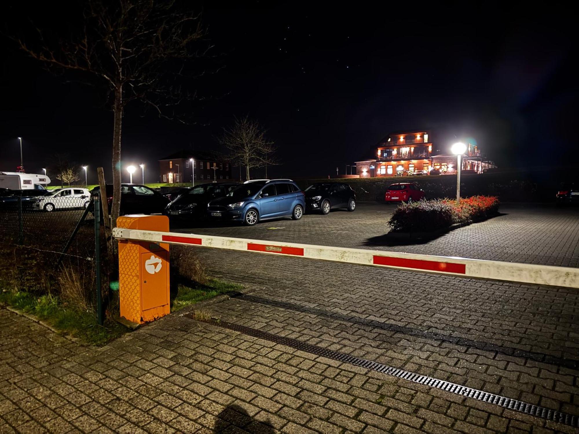 Strand-Apartment, Strandkorb, Meeresrauschen, Parkplatz ヴィルヘルムスハーフェン エクステリア 写真